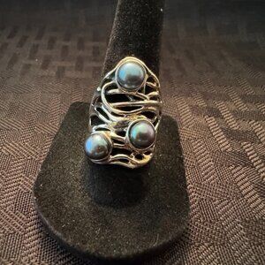 Vintage Designer Heng Ngai Sterling Silver Ring (size 7)